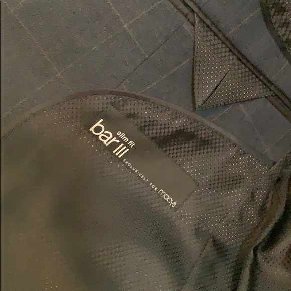 Macy’s dark blue suit Great condition 100% wool